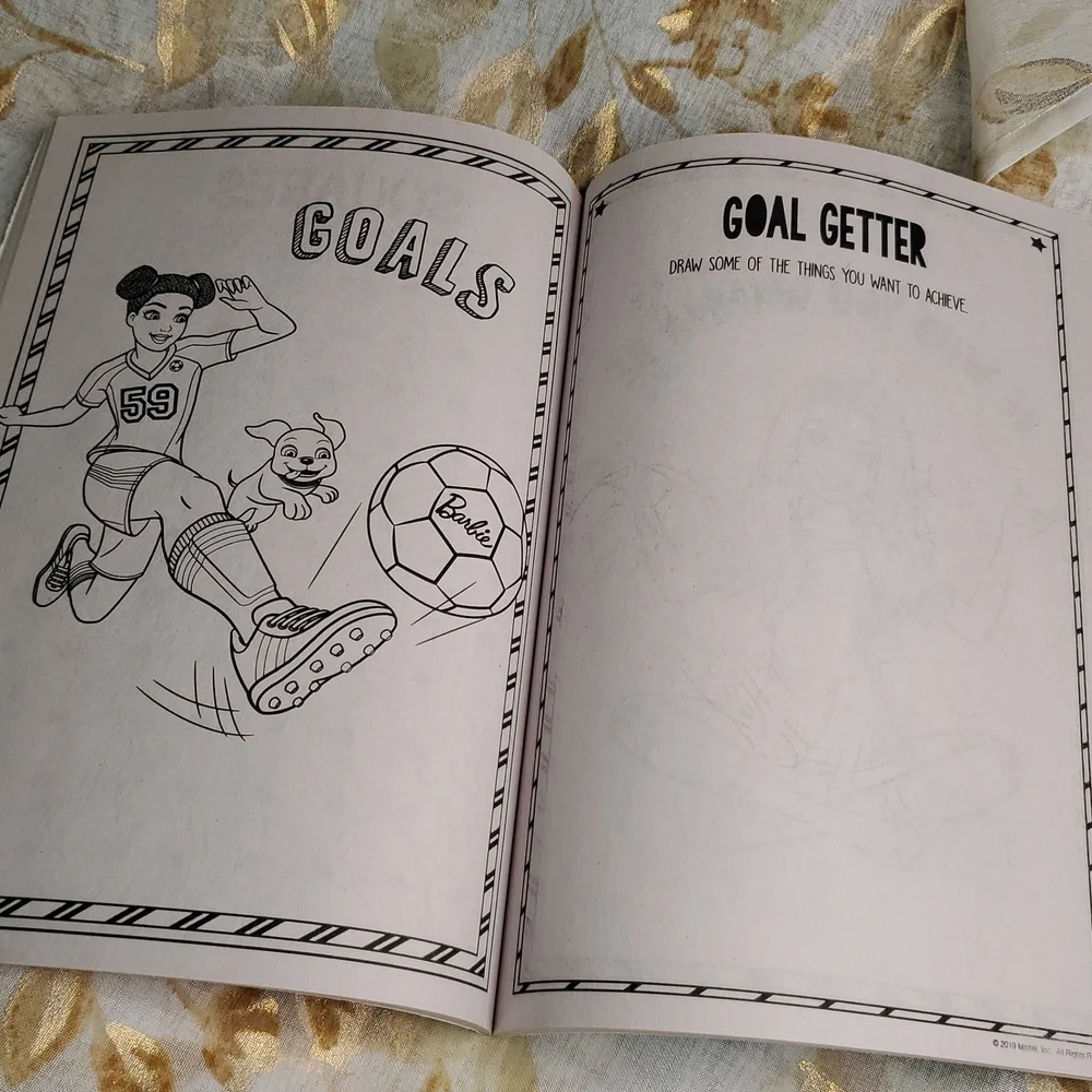 Barbie Coloring and Activity Book‎ Set